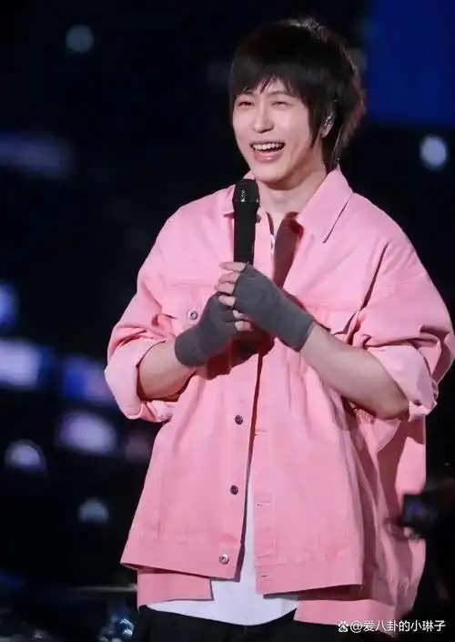 阿信回应假唱风波每一声都来自我的嗓字否认假唱