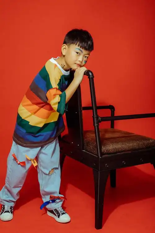 啊磊的儿童摄影作品《8岁》