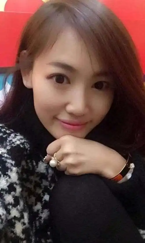 马蓉大学时期照片曝光,原来被称作校花是真的!但是也很水性杨花