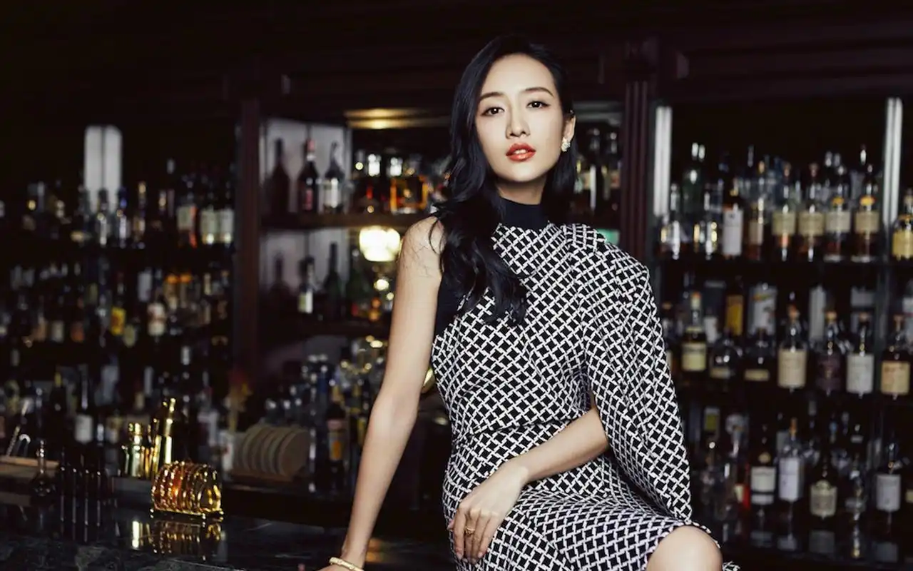 王鸥慵懒魅力写真图片桌面壁纸