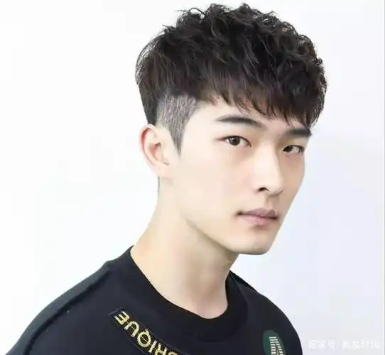男士流行发型,这5款发型帅气有型,简单好打理