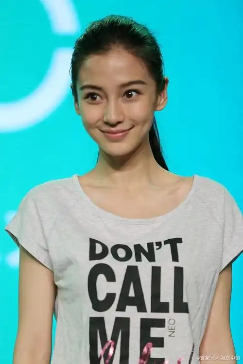 《跑男》里的"小鲜肉"!baby素颜出镜惊艳众人