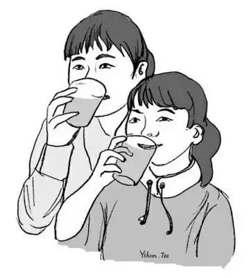 幼儿园喝水简笔画可爱