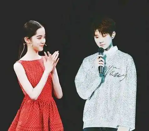 欧阳娜娜王源关系单纯吗?_王一博_什么_因为