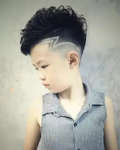 婴儿最流行的发型_发型图片