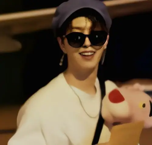 开一个范丞丞fcc出圈神图合集楼