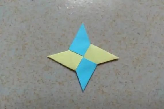 能吓死人的手工 - 一动就会咬人的折纸 - 自制暗器飞爪 - 趣问百科