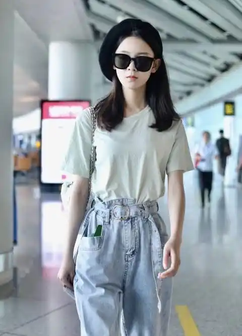 身高一米七却瘦成纸片人的6位女星,是观众苛刻,还是自己要求高