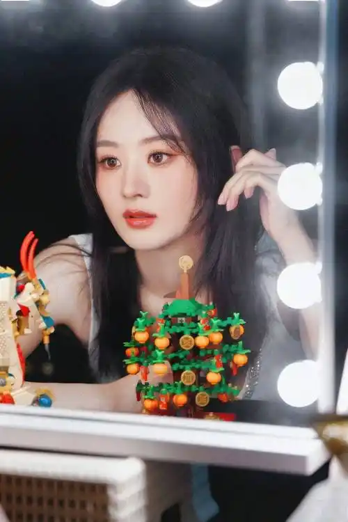 赵丽颖公主颖绝美容颜:仙女下凡,端庄秀丽