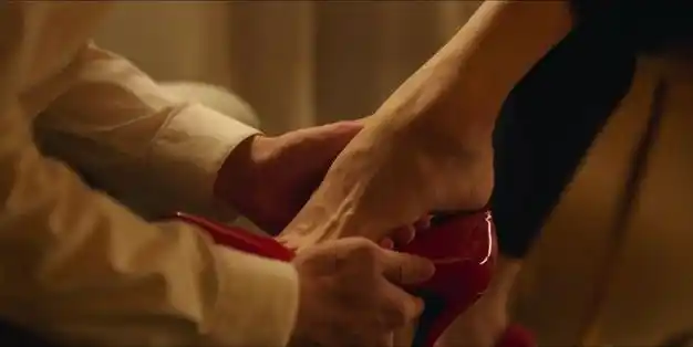 韩国19禁私密题材电影解禁男女以欢快节奏探讨bdsm话题