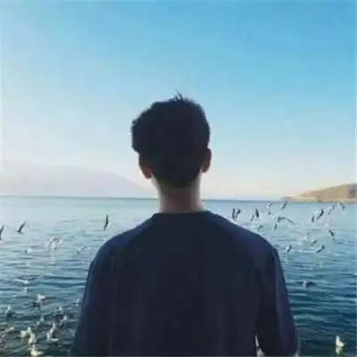 男头真人帅气冷酷背影图片