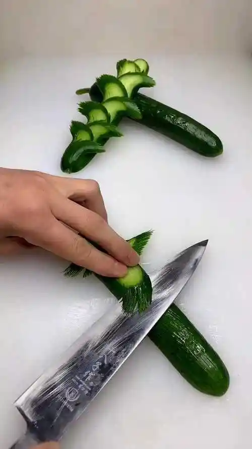 黄瓜这样切起来摆盘也太好看了吧,进来我教你
