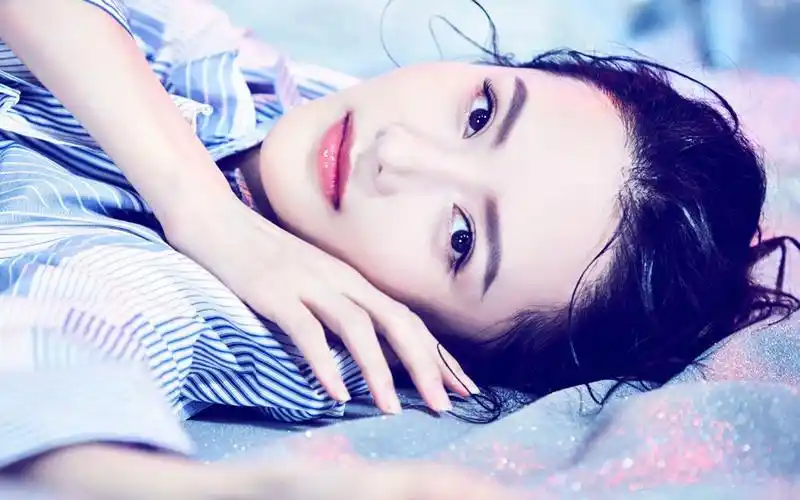 张芷溪性感写真图片桌面壁纸,**明星,性感,高清,写真,美女明星,壁纸