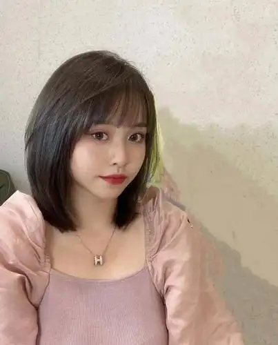 2020巨火层次初恋仙女短发