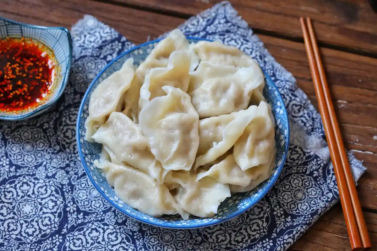 东北人冬天最爱的饺子,好吃不腻,一口一个真香,现在正是好时候_手机