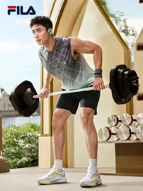 fila时尚运动代言人黄景瑜##黄景瑜