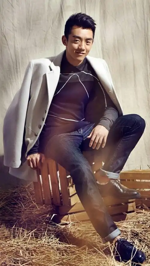 郑恺为了撕名牌已经开始健身