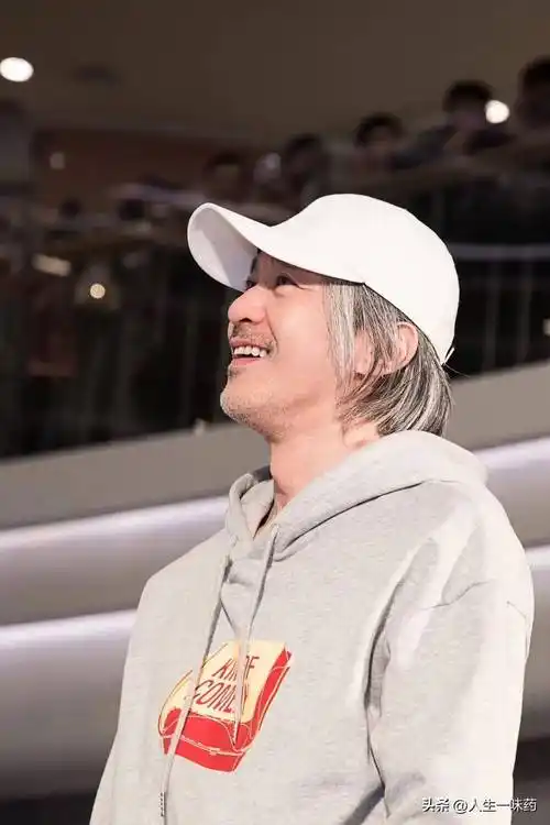 周星驰的情人节不一般,疑又要出新电影_爱情_相关_短片