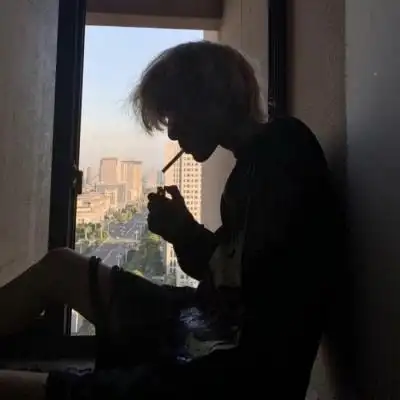 抽烟男头 / 爱情这东西 玩明白_男生头像_我要个性网