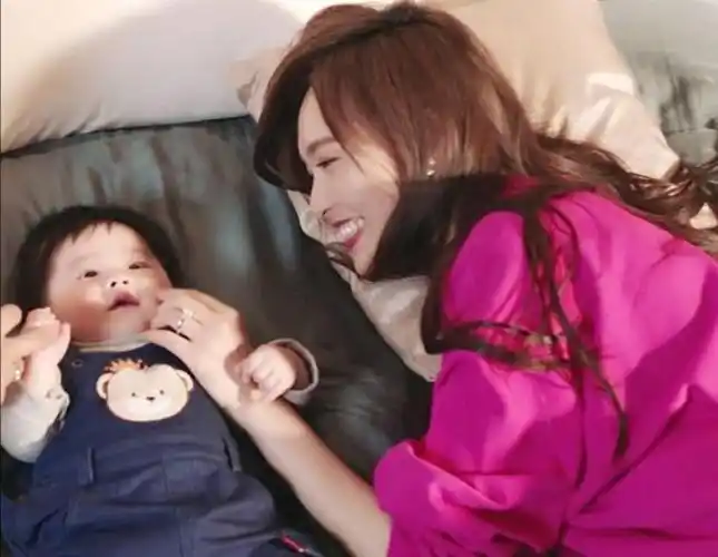 回应要陪孩子,结婚生子的女明星有多难|杨幂|刘诗诗|赵丽颖_网易订阅