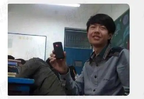 有人爆出王一博中学丑照,网友:"王一博中学在韩国!"_照片