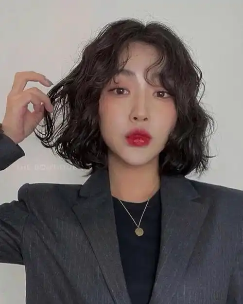 仙女们都在烫的发型!软萌"泰迪卷"美出天际