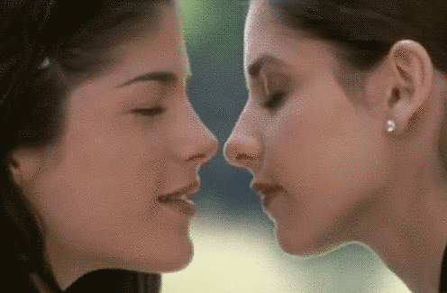 学会这一组接吻动图,还怕ta离开你?