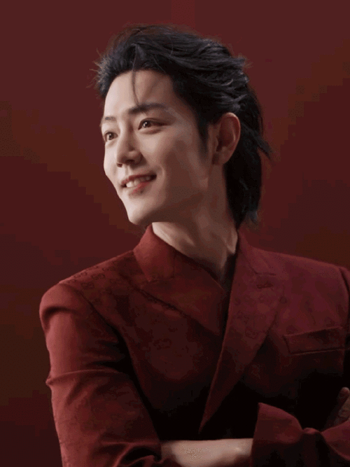 肖战跟红色太配了##肖战红西装大背头