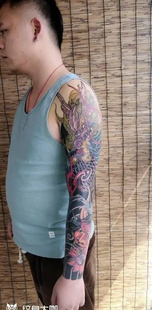 1999元花臂纹身图片手部老传统纹身图案