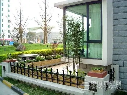 美得不像话,一楼带小院装修效果图