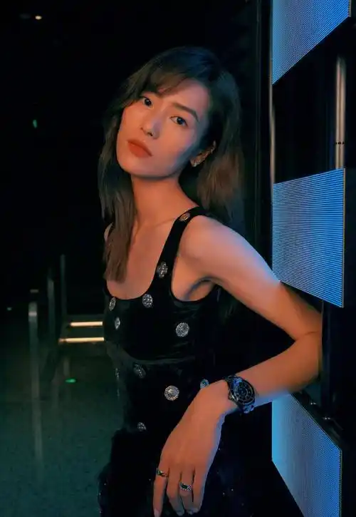 喜欢李斯丹妮妈妈——钟梓娟的洒脱,喜欢闵嘉欣干妈——李颖的自信