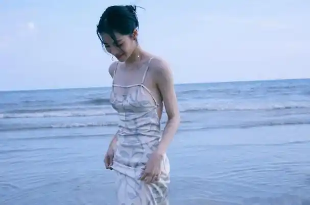 钟楚曦的男友们个个8块腹肌又苏又帅简直不要太欲