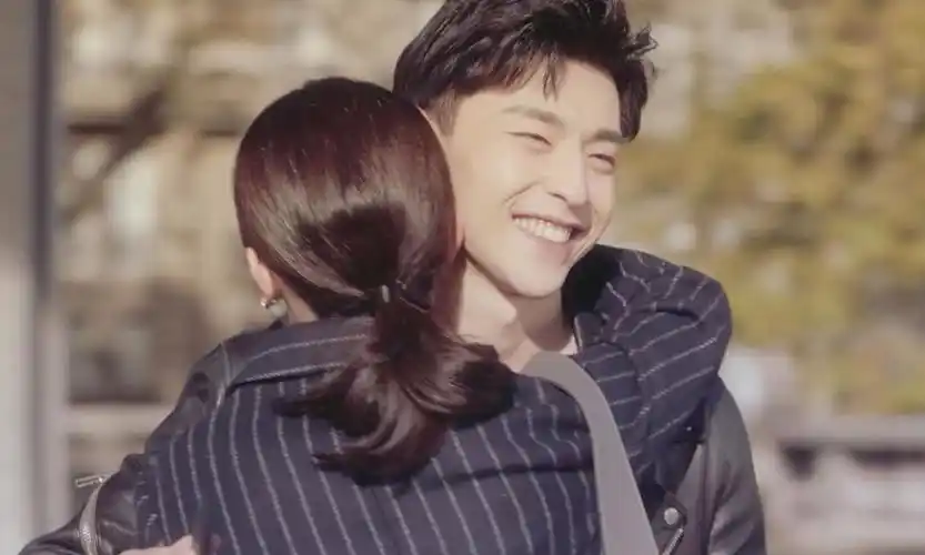 毕竟杨紫和邓伦通过这部剧那是火的不行,其实当红流量小生邓伦在这部