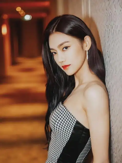 看看吧:笔记评论91果呆呆果912020-09-29感谢认领,搭配曾可妮身高