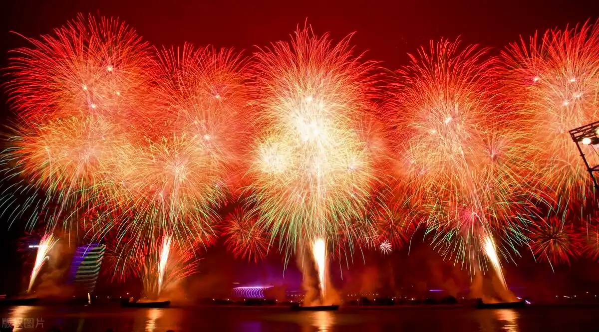 专家:禁燃烟花爆竹不能"一刀切"!春节放鞭炮"全面"解禁吗?