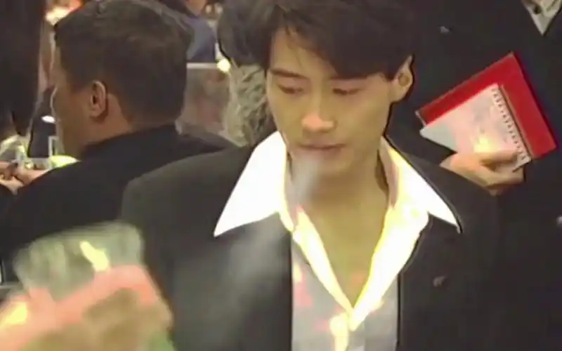 黎明当年有多帅一起来欣赏一下复古港风男神经典回忆杀