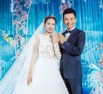 吴敏霞上海办婚礼场面温馨充满浪漫氛围