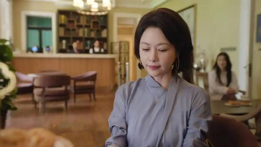 尽管角色不那么讨喜,但有一说一,邓英的演技让人挑不出毛病.