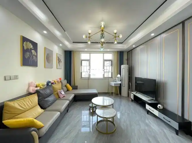 现代风格装修设计 精装三房两卫 近地铁口