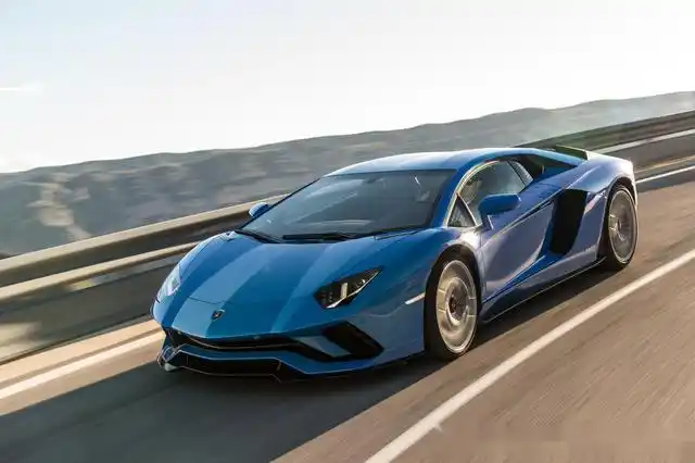 兰博基尼aventador s 跑车界的视觉盛宴 拥有一辆即可享受美好_易车