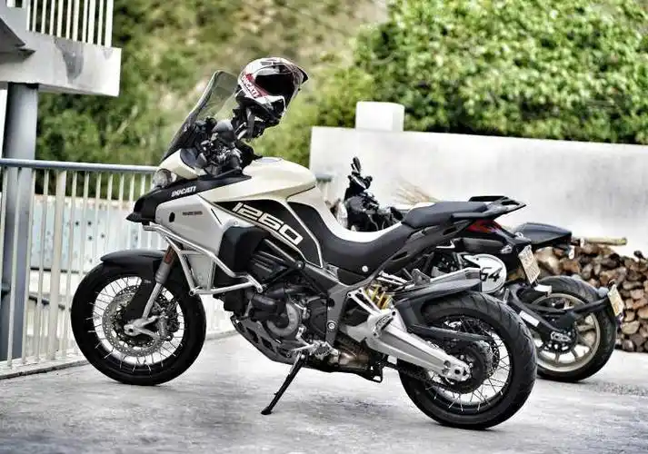 杜卡迪mts1260 enduro