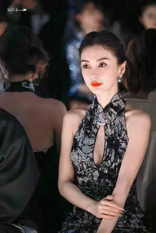 whiteswan0228·杨颖