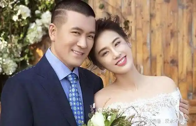 一年两亿的零花钱,她的故事远比你想得精彩|颖儿|杨子|陶虹|黄圣依