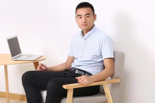 90后青年王勇曹县本地电商运营服务平台的行业标兵