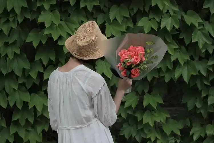 文艺复古鲜花人像摄影