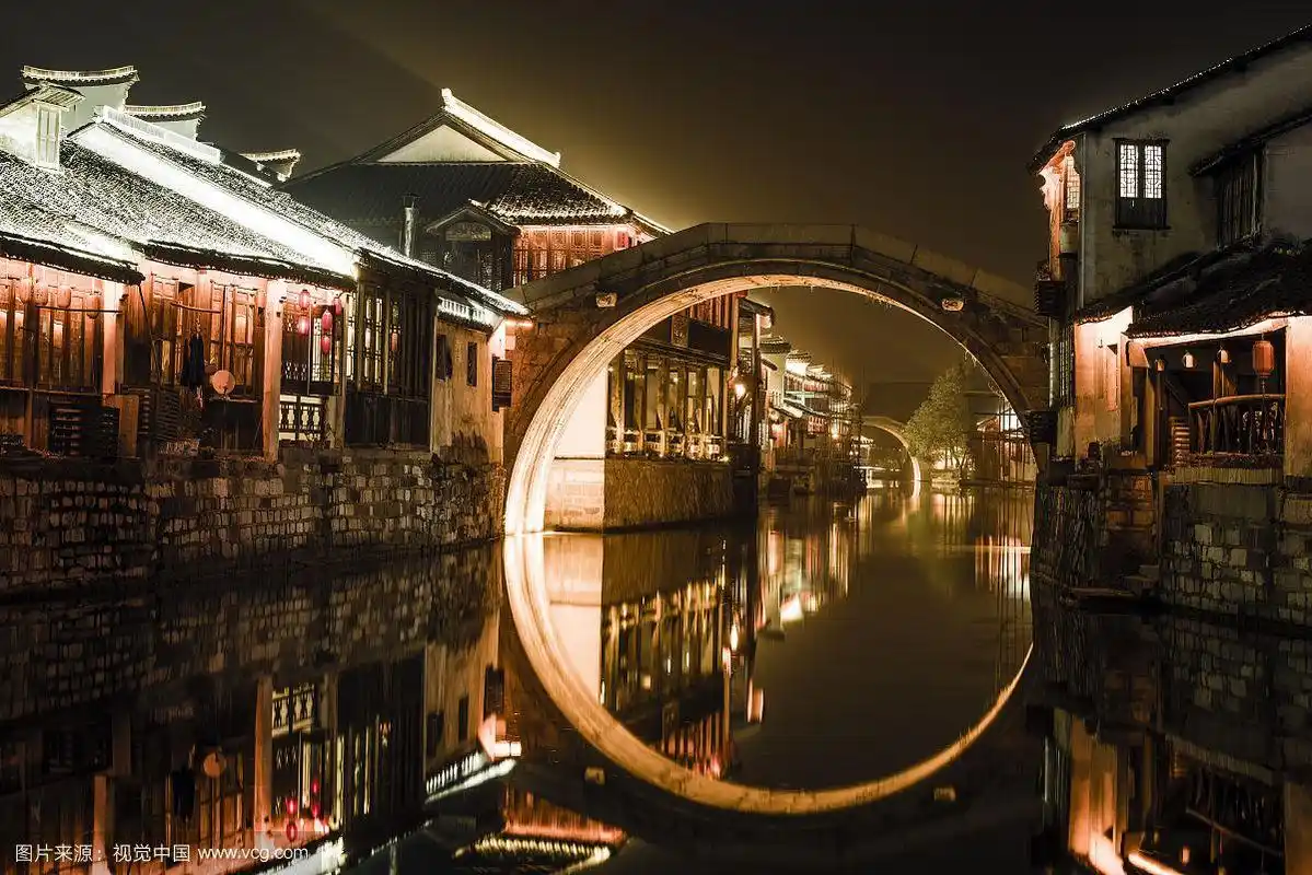 绚丽的江南水乡夜景古镇夜景