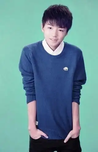 欧阳娜娜重回学校揭其与王俊凯真实关系