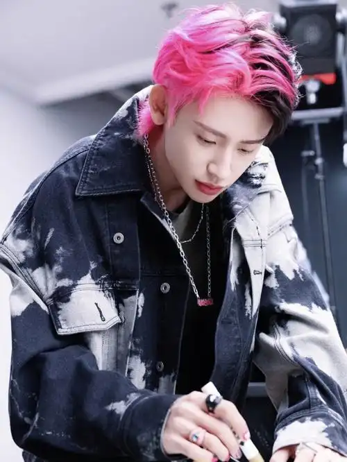 小鬼王琳凯真的太喜欢这造型了