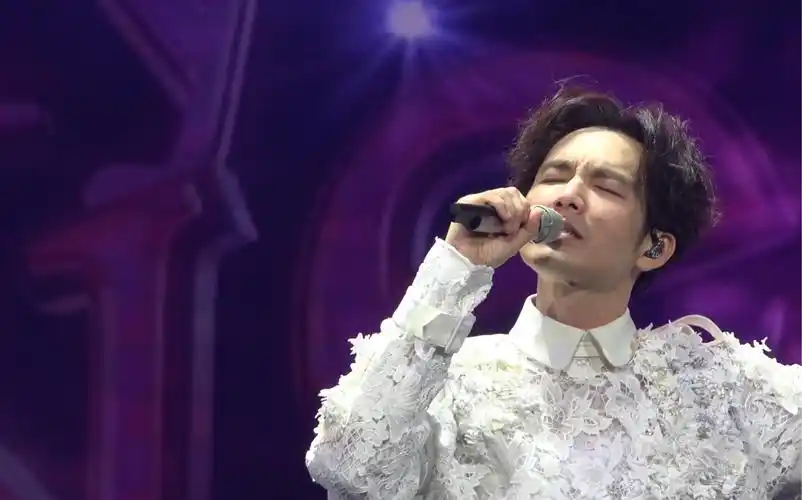 1110北京演唱会舔屏版【be my love】钟汉良