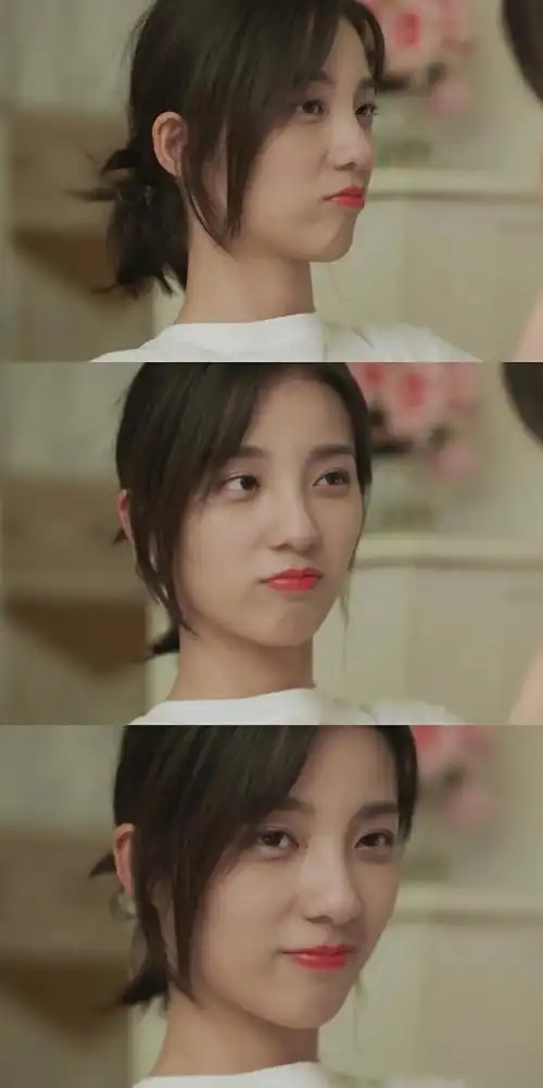 有没有姐妹知道万鹏小姐姐这个口红是什么色号,或者相似的色号